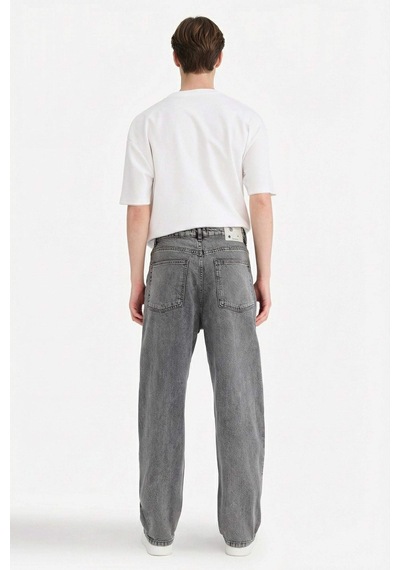 Defacto Baggy Fıt Jean Yıkamalı Pantolon B3925AX23AU Gri