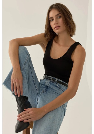 Hiccup Erin V Yaka Crop Top Siyah
