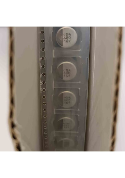 Mva16vc680m 68mf 16v 10x10 Nıppon Smd Kondansatör 42 Adet
