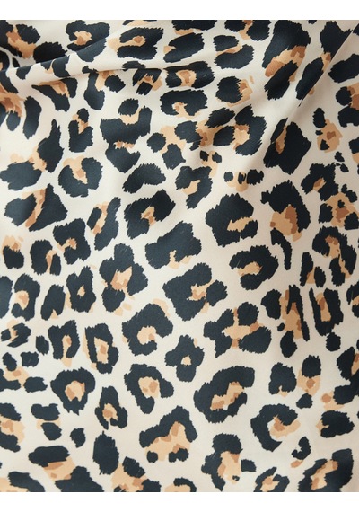 Koton Degaje Yaka Saten Leopar İp Askılı Midi Slip Elbise Bej Desenli 5sak80002fw Ekru Desenli Ekru Koton Degaje Yaka Saten Leopar İp Askılı Midi Slip Elbise Bej Desenli 5sak80002fw Ekru Desenli Ekru