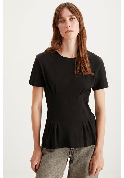 Grimelange Jessıa Kadın Bisiklet Yaka %100 Pamuk Korse Detaylı Kısa Kollu Siyah T-shirt Grimelange Jessıa Kadın Bisiklet Yaka %100 Pamuk Korse Detaylı Kısa Kollu Siyah T-shirt