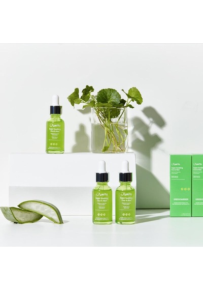 Jumıso Super Soothing Cica & Aloe Facial Serum Yatıştırıcı Etkili Cica & Aloe Vera Özlü Yüz Bakım Serumu 30ml