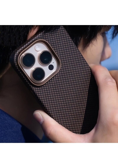 Mr. Gorilla Apple iPhone 16 Pro Uyumlu Aramid Karbon Fiber Serigrafi Baskı Magsafe Özellikli Kılıf