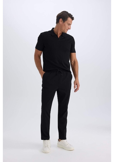 DeFacto Relax Fit Rahat Kesim Düz Paça Krinkıl Yazlık Kumaş Pantolon C3930AX25SPBK27