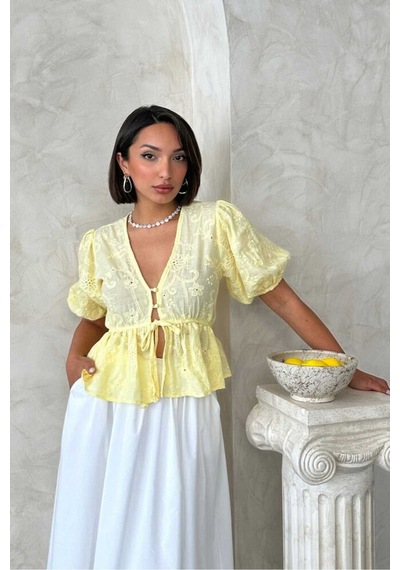 Verymoda Önden Bağlamalı Nakışlı Vual Bluz D2820 Sari