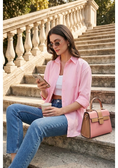 Lela Pamuklu Regular Fit Iliklenebilen Yırtmaç Detaylı Bayan Gömlek 6772920 Şeker Pembe