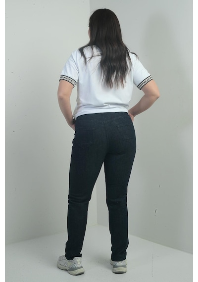 By Saygı Kadın Yüksek Bel Boru Paça Likralı Büyük Beden Kot Pantolon-40351 Koyu Lacivert By Saygı Kadın Yüksek Bel Boru Paça Likralı Büyük Beden Kot Pantolon-40351 Koyu Lacivert