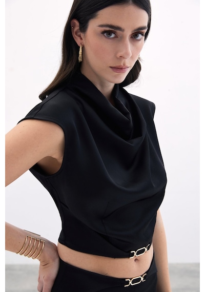Sateen Toka Detaylı Degaje Bluz - Siyah-135774 Siyah