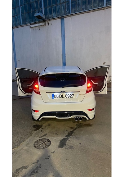 Fiesta St Difüzör Plastik