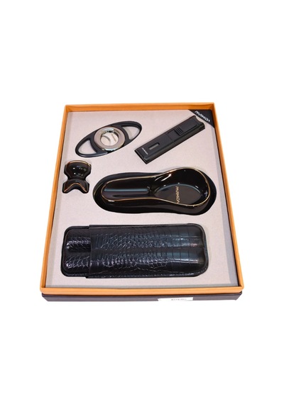 Parmida 3 Torch Pürmüz Çakmak Kılıf Küllük Kesici Siyah Beşli Puro Seti Tr10026