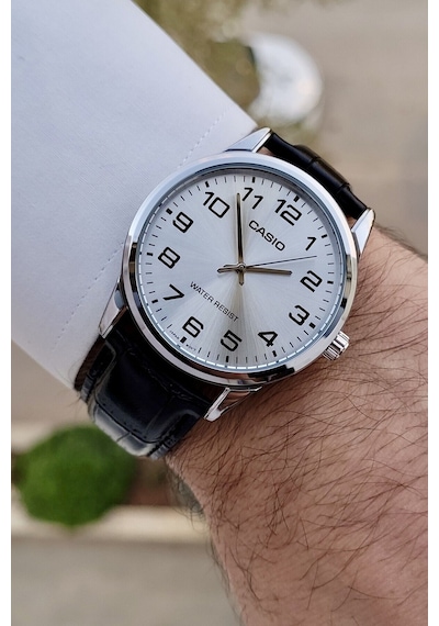 Casio Csıste178 Erkek Kol Saati