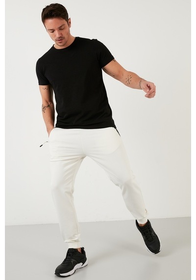 Buratti Bisiklet Yaka % 100 Pamuk Regular Fit Basic Erkek T Shirt 59020001 Siyah