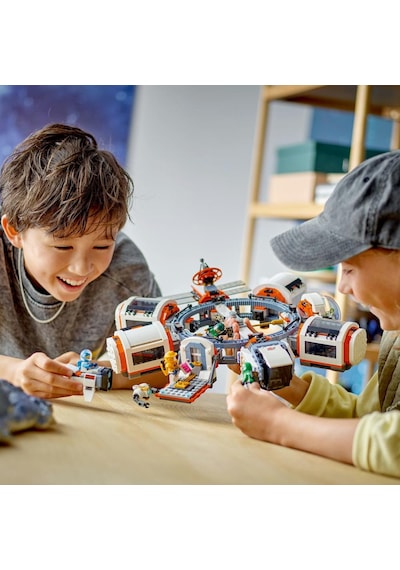 LEGO® City Modüler Uzay İstasyonu 60433 7+ Yaratıcı Oyuncak Yapım Seti - 1097 Parça