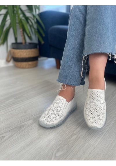 Beyaz Kadın Hakiki Deri Yumuşak Rahat Taban Sneaker Verry 001