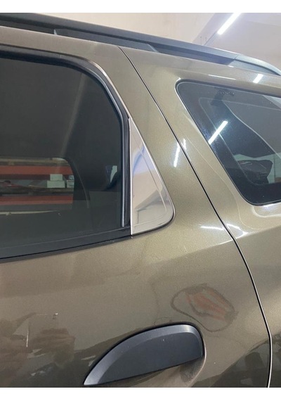 intakrom Dacia Duster Krom Cam Kelebek Üçgeni 2018 ve Üzeri