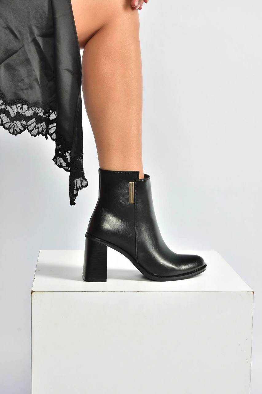 Fox Shoes V518103109 Siyah Kalın Topuklu Kadın Bot Siyah-Suni Deri