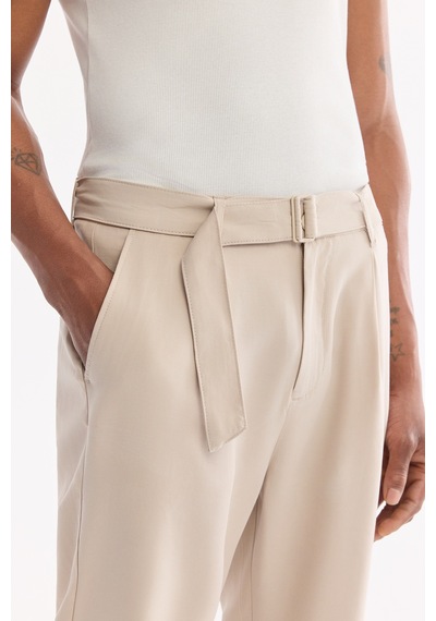 Avva Erkek Bej Klasik Bel Nefes Alan Modal Karışımlı Soft Touch Baggy Fit Pantolon A61y3033 Avva Erkek Bej Klasik Bel Nefes Alan Modal Karışımlı Soft Touch Baggy Fit Pantolon A61y3033