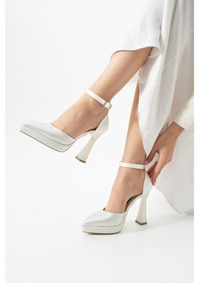 Dabab Shoes Serenya Kadın Sivri Burun 11 Cm Platform Topuklu Taşlı Bilekten Bantlı Abiye Ayakkabı Ekru Dabab Shoes Serenya Kadın Sivri Burun 11 Cm Platform Topuklu Taşlı Bilekten Bantlı Abiye Ayakkabı Ekru