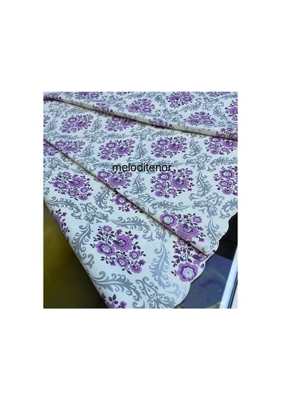 Astarlı Kaymaz Mor Çiçekli Kolay Silinebilir Pvc Yuvarlak Muşamba Masa Örtüsü