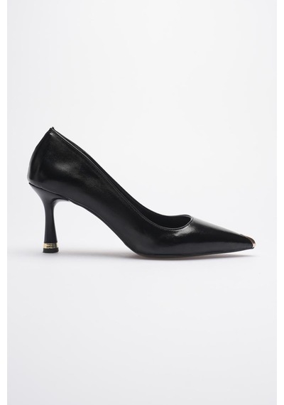 Esatsani Siyah Deri Sivri Burun 8 Cm Topuklu Gold Burunluk Detaylı More Stiletto Kadın Ayakkabı Siyah Deri Esatsani Siyah Deri Sivri Burun 8 Cm Topuklu Gold Burunluk Detaylı More Stiletto Kadın Ayakkabı Siyah Deri