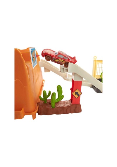 Cars Yarış Heyecanı Oyun Seti Hdn02
