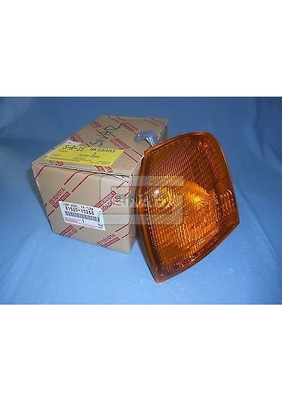 Starlet 1996-1999 Sinyal Lambası Sol Oem No:8152010260