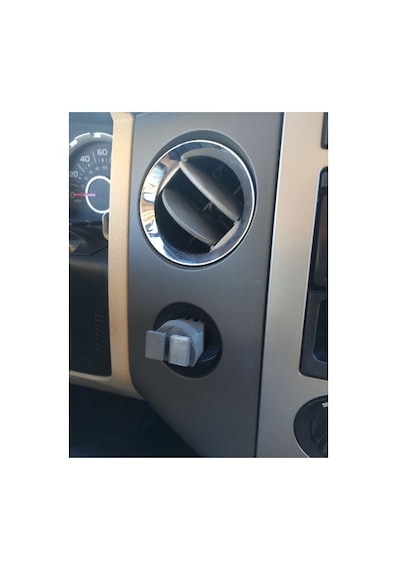 Ford Madeni Para Gözü İçin Telefon Tutucu