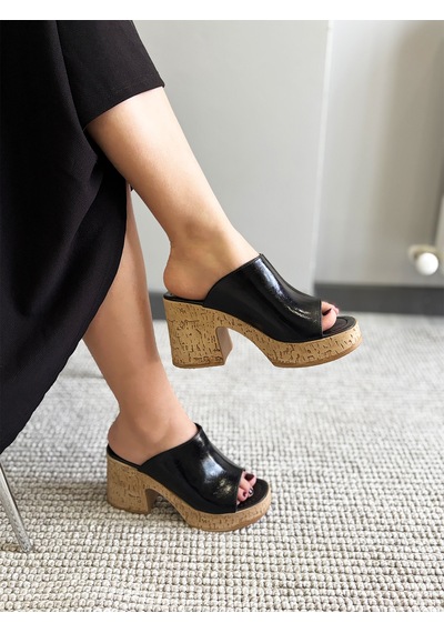 Asmi Shoes Kadın Siyah Rugan Deri Mantar Taban Ortopedik Platform Topuk Terlik