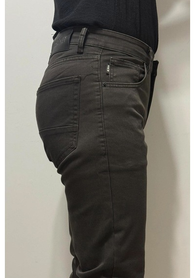 Hacker Denim Hacker Dmctekstil Erkek Koyu Kahve Y 958 Yüksek Bel Normal Kesim Boru Paça Jean Pantolon Koyu Kahverengi Hacker Denim Hacker Dmctekstil Erkek Koyu Kahve Y 958 Yüksek Bel Normal Kesim Boru Paça Jean Pantolon Koyu Kahverengi