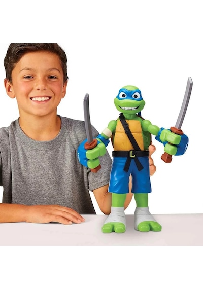 Teenage Mutant Ninja Turtles Roll N Punch Leonardo Figürü 30 Cm