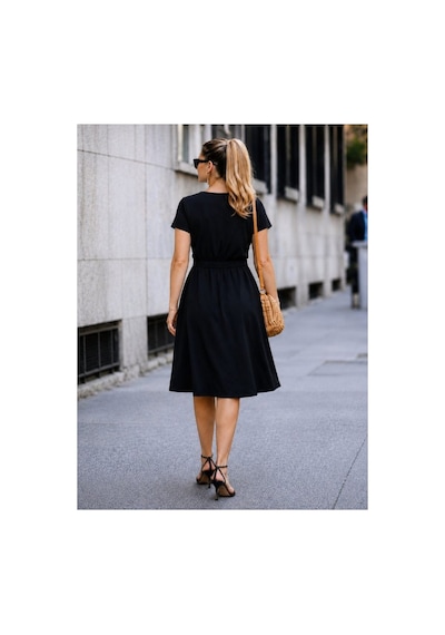 Butik İstanbul Kadın Kısa Kollu Yakalı Beli Kuşaklı Kısa Janjan Krep Kısa Elbise Siyah Butik İstanbul Kadın Kısa Kollu Yakalı Beli Kuşaklı Kısa Janjan Krep Kısa Elbise Siyah