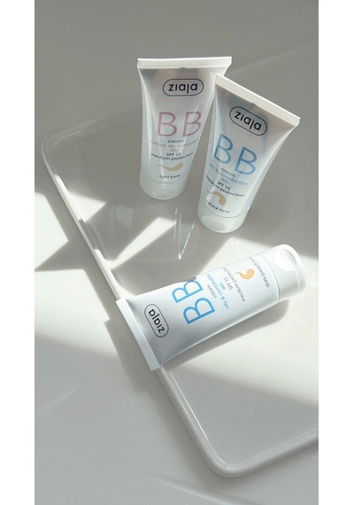 Bb Krem Normal - Kuru & Hassas Cilt / Açık Ton Spf 15 50 Ml Renksiz