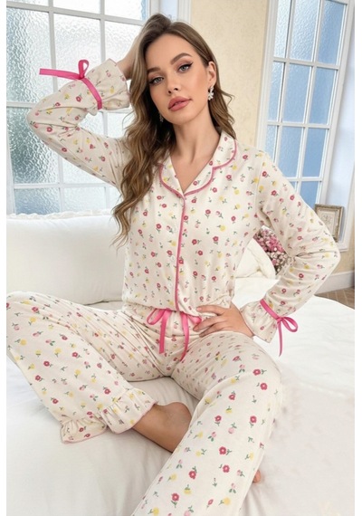 Bella Notte Kurdele Detaylı Minimal Çiçek Desenli Düğmeli Pijama Takımı Çok Renkli