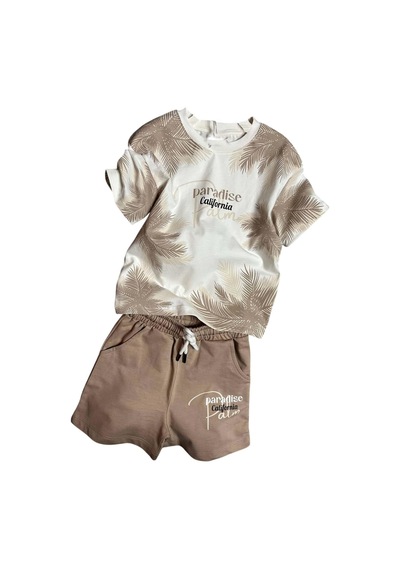 Riccotarz Erkek Çocuk Üzeri Palmiye Detaylı Ve Paradise California Baskılı T-shirt Bej Şortlu Takım Bej Riccotarz Erkek Çocuk Üzeri Palmiye Detaylı Ve Paradise California Baskılı T-shirt Bej Şortlu Takım Bej