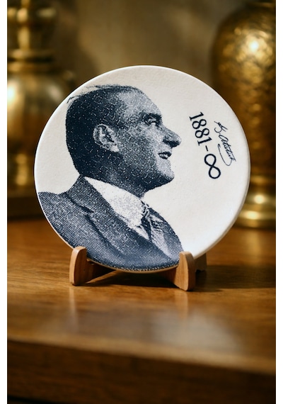Grandora 10 Kasım Özel Atatürk Portreli Dekoratif Servis Tabağı 27 Cm Beyaz