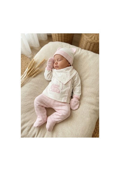 Bambık Gaye Bebe Ayı Figürlü %100 Pamuk 5'li Bebek Takımı Patikli Alt, Üst, Önlük, Eldiven, Bere Beyaz Beyaz