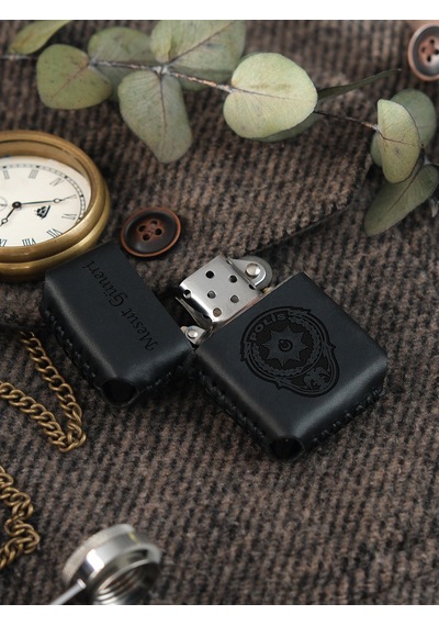Vagave Siyah Renk Hakiki Deri Kılıflı Zippo Benzinli Çakmak