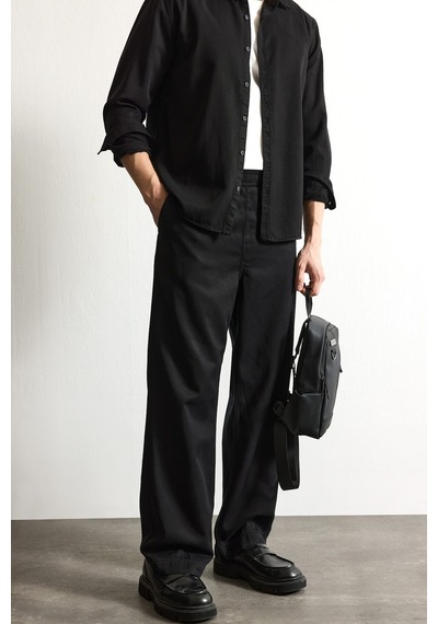 Defacto Ultra Yumuşak Regular Fit Düz Paça Klasik Pantolon I3179ax26aubk81 Siyah-bk81 Defacto Ultra Yumuşak Regular Fit Düz Paça Klasik Pantolon I3179ax26aubk81 Siyah-bk81
