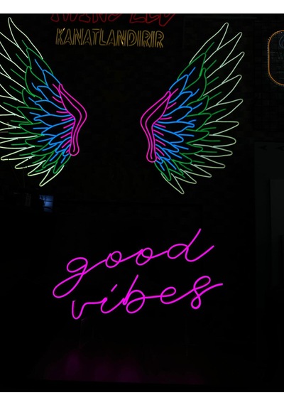 Good Vibes Yazılı Neon Tabela Pembe
