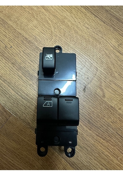 Nissan Note Cam Düğme Ön Sol Çiftli Cam Kilitlemeli 2006-2013