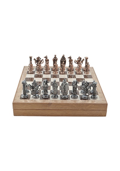 Gifthome Büyük Boy Metal İngiliz Satranç Takımı Antik Ve Rustik Desenli Sandıklı Mdf Tahtası 36x36x6 Cm.