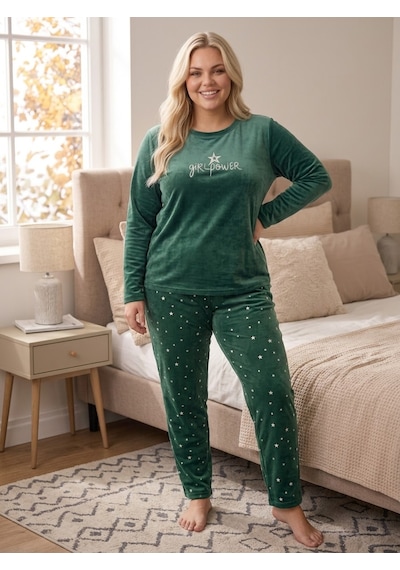 Büyük Beden Likralı Yumuşak Dokulu Uzun Kollu Kadife Pijama Takımı Yeşil Büyük Beden Likralı Yumuşak Dokulu Uzun Kollu Kadife Pijama Takımı Yeşil
