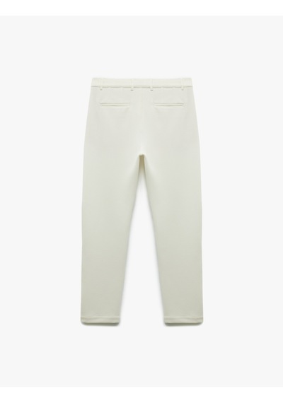 Koton Waffle Dokulu Cep Detaylı Kancalı Slim Fit Pantolon Beyaz 5sam40027hk Beyaz