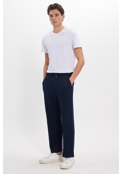 Tudors Erkek Lacivert Baggy Fit Rahat Kesim Modal Kumaş Soft Doku Beli Bağcıklı Yan Cepli Eşofman Altı-46291 Tudors Erkek Lacivert Baggy Fit Rahat Kesim Modal Kumaş Soft Doku Beli Bağcıklı Yan Cepli Eşofman Altı-46291