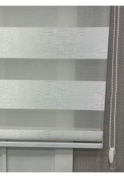 Delüks Zebra Stor Perde Geniş Plise Beyaz Beyaz