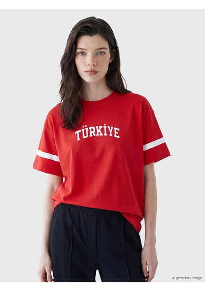 Lcw Comfort Kırmızı Türkiye Baskılı %100 Pamuklu Kadın Tişört