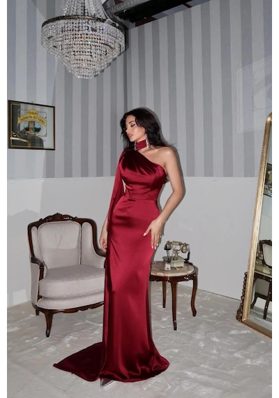 Feminist Bordo Yaka Kuşak Detaylı Tek Omuz Abiye 0801099.04 Bordo
