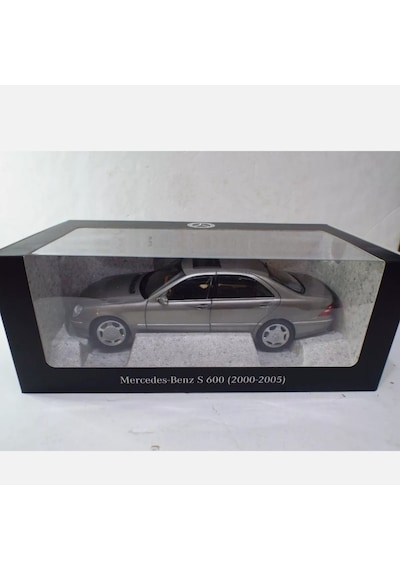 Norev 1:18 1999 Mercedes Benz S Class S600 V12 W220 Model Araba