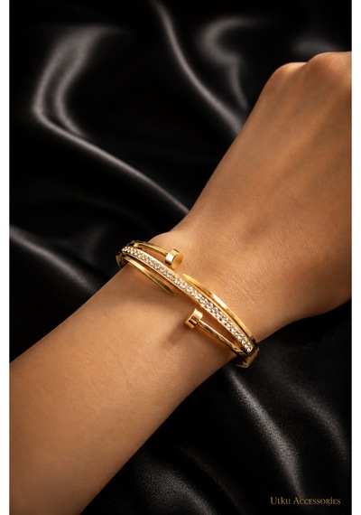 Stainless Steel Gold Taşlı Kelepçeli Çelik Bileklik Altın