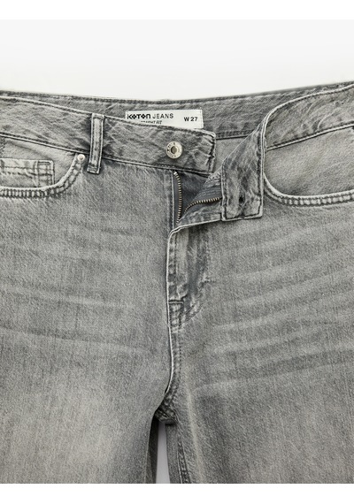 Koton Pamuklu Normal Bel Düğmeli Düz Paça Denim Pantolon - Straight Fit Jean Gri 6sal40218md Koton Pamuklu Normal Bel Düğmeli Düz Paça Denim Pantolon - Straight Fit Jean Gri 6sal40218md